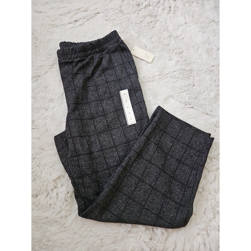 A New Day Plaid Pants Womens XL NWT Gray Elastic Waist High Rise Ankle Straight